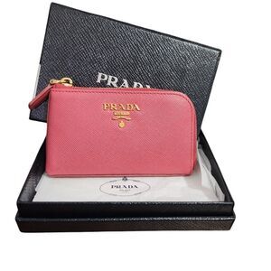 PRADA Saffiano Metal Zip Around Key Holder - Peonia
